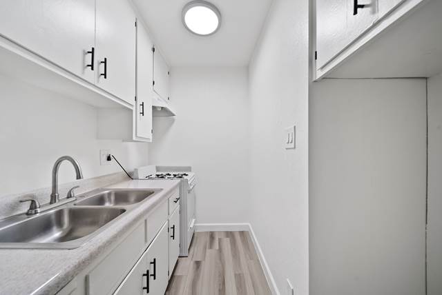 1-bedroom apartment at The Gondolier in Long Beach, CA